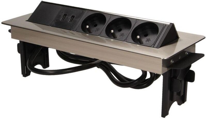 Unterputzsteckdose 3x250V im vernickelten Gehäuse mit USB 1,8 m OR-AE-1364
