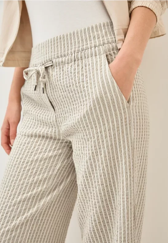 Thumbnail - Cecil Damen Gestreifte Seersucker Hose in Beige, Gr: XL