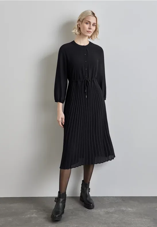 Street One Frauen Plissée-Kleid in Schwarz, Gr: 44