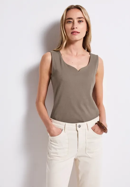 Street One Frauen Top mit Herzausschnitt in Braun, Gr: 38