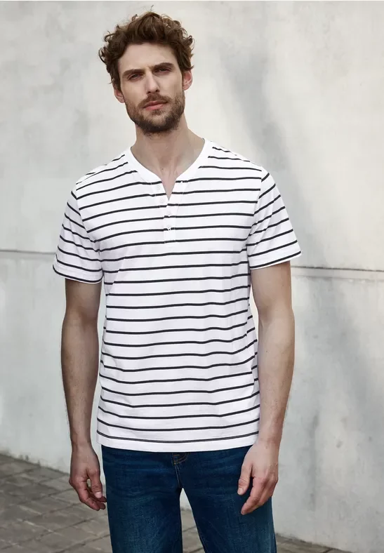 Thumbnail - Street One MEN Männer Gestreiftes Henleyshirt in Weiß, Gr: L