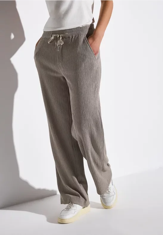 Street One Frauen Wide Leg Hose mit Struktur in Beige, Gr: 46
