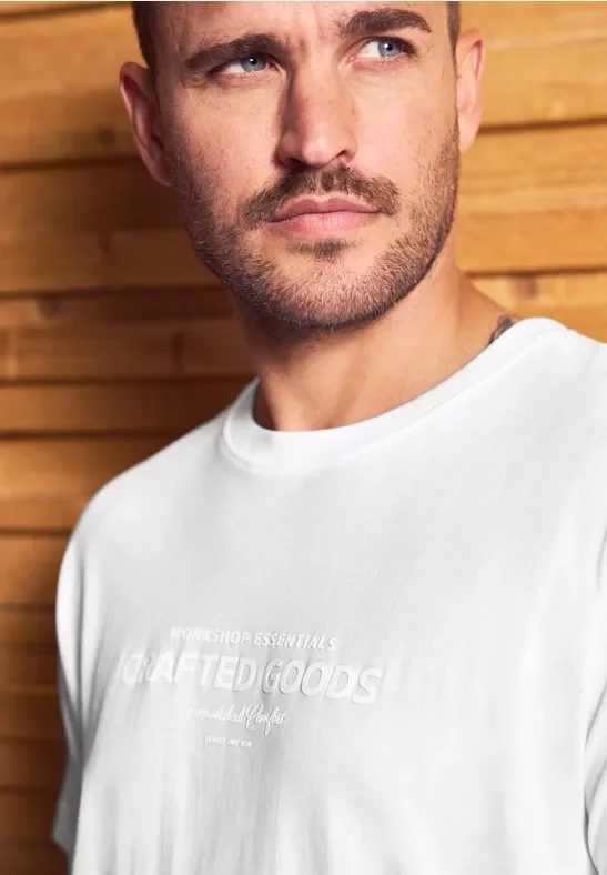 Street One MEN Männer Softes T-Shirt mit Wording in Weiß, Gr: M