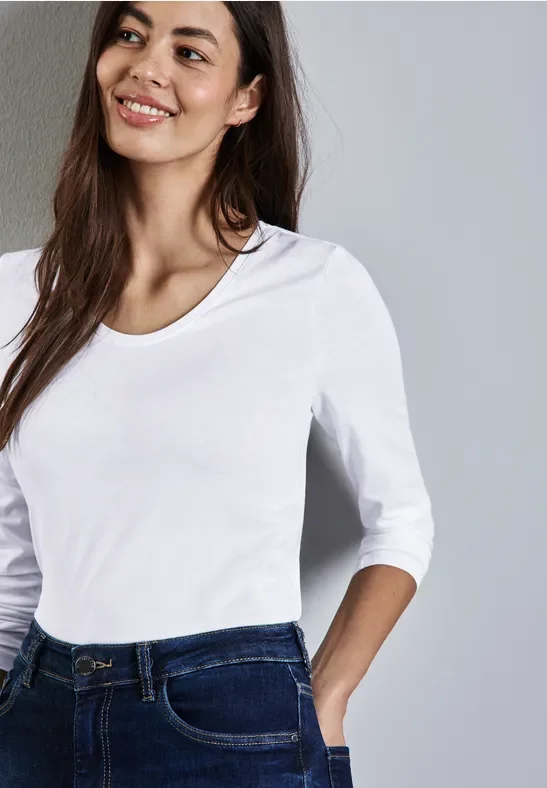 Street One Frauen Shirt mit gerundetem V-Neck in Weiß, Gr: 46