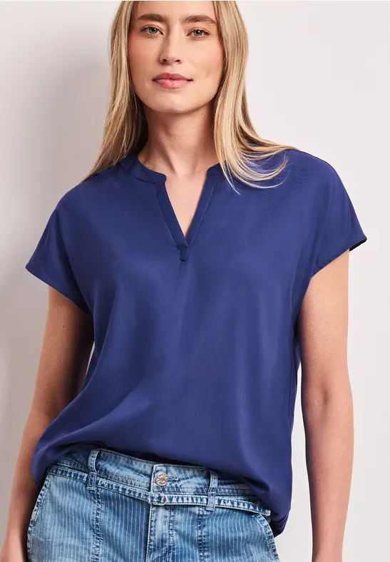 Street One Frauen Dropped Shoulder Bluse mit Split Neck in Blau, Gr: 40
