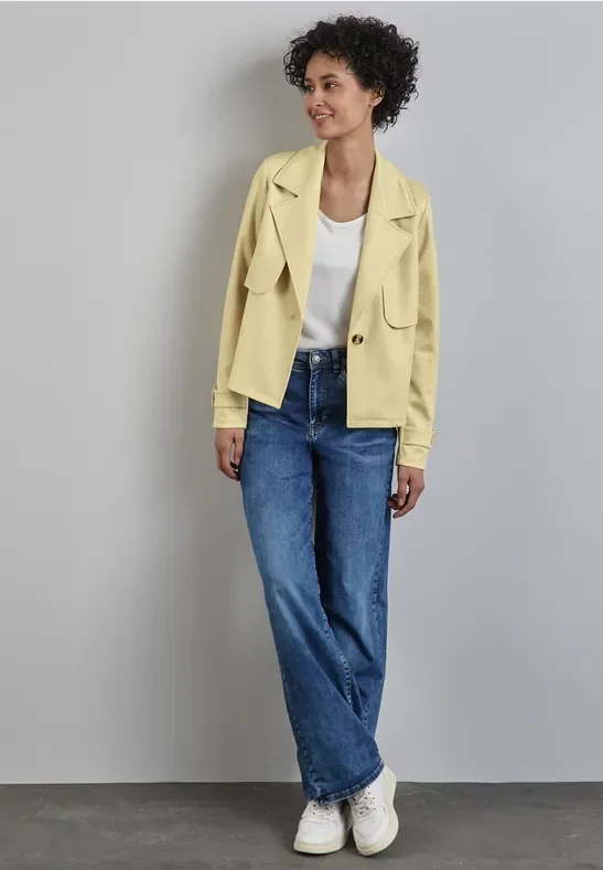 Street One Frauen Kurze Kunstlederjacke in Gelb, Gr: 46