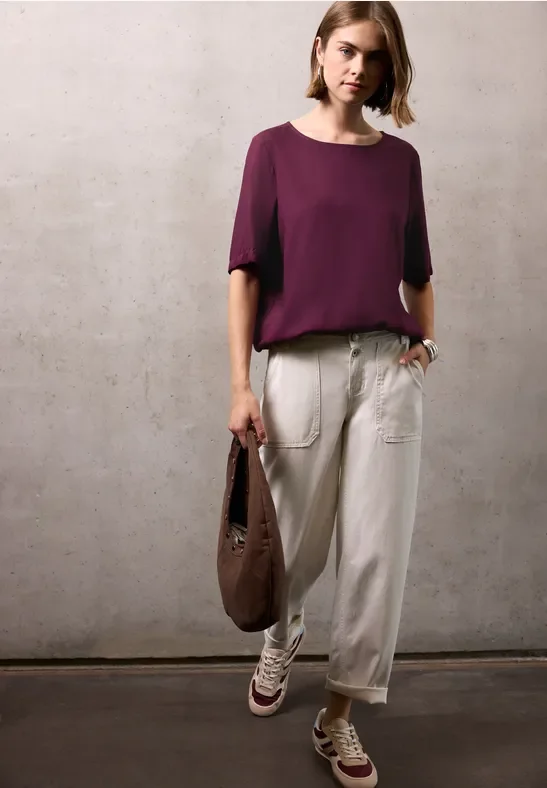 Thumbnail - Street One Studio Frauen Blusenshirt mit Elastiksaum in Rot, Gr: 38