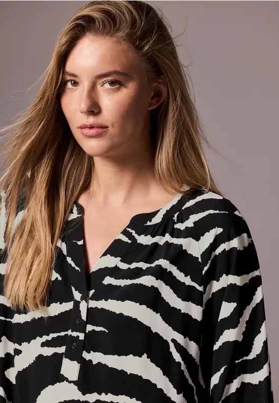 Thumbnail - Street One Studio Frauen Gemusterte Raglan-Bluse in Grau, Gr: 38