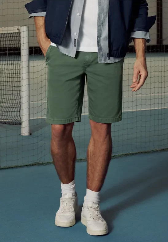 Street One MEN Männer Chino Shorts im Regular Fit mit Flexbund in Grün, Gr: 38