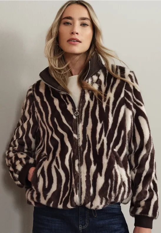 Thumbnail - Street One Frauen Fake Fur Zebra Blouson in Braun, Gr: 38
