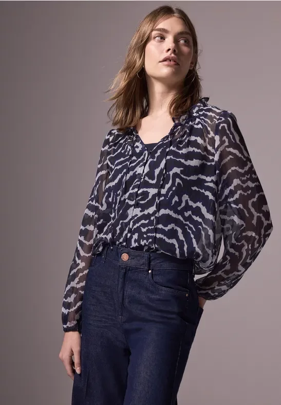 Thumbnail - Street One Studio Frauen Bedruckte Chiffon-Bluse in Blau, Gr: 34
