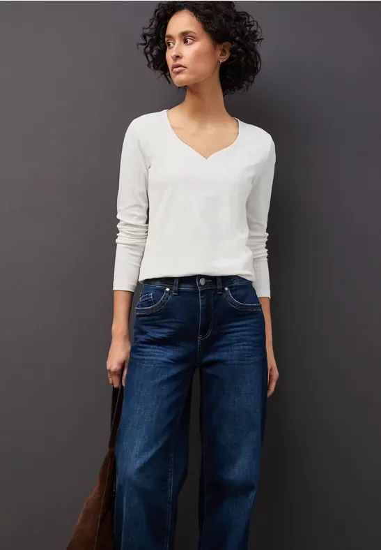 Thumbnail - Street One Frauen Shirt mit Herzausschnitt in Weiß, Gr: 40