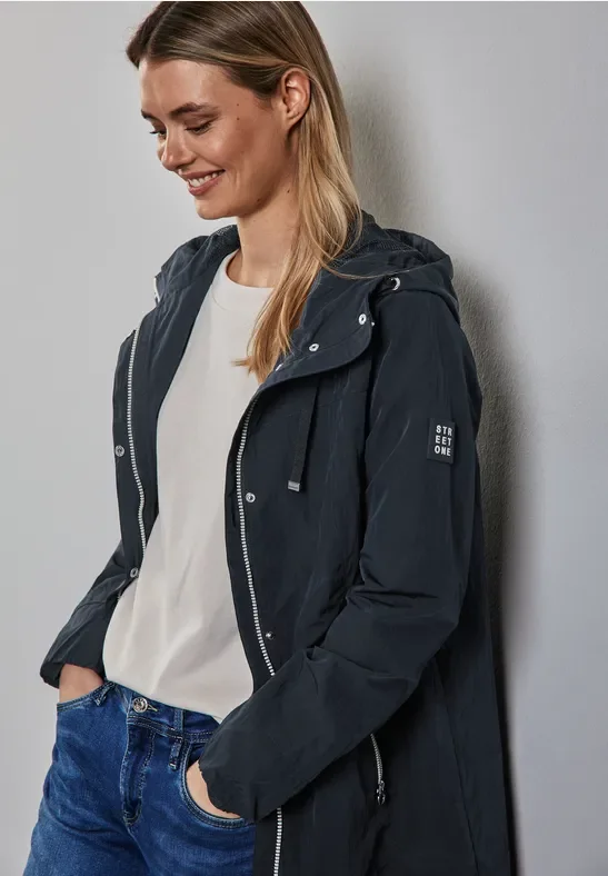 Thumbnail - Street One Frauen Langer Windbreaker in Blau, Gr: 38