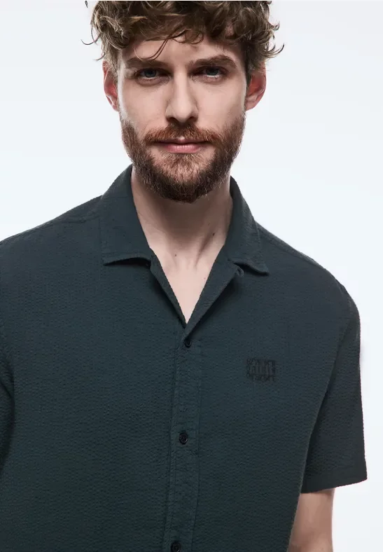 Street One MEN Männer Seersucker Kurzarmhemd in Grün, Gr: S