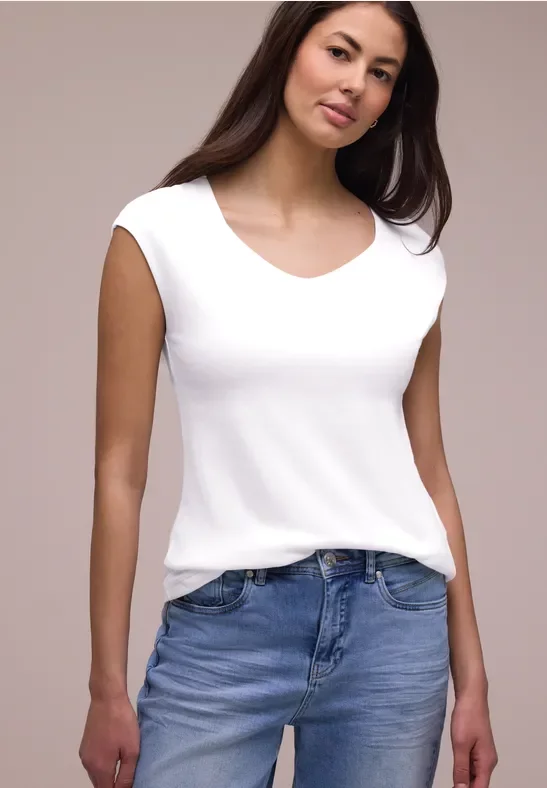 Street One Frauen Ärmelloses Shirt mit Diamantausschnitt in Weiß, Gr: 44