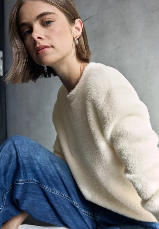 Thumbnail - Street One Studio Frauen Kuscheliger Rundhalspullover in Beige, Gr: 46
