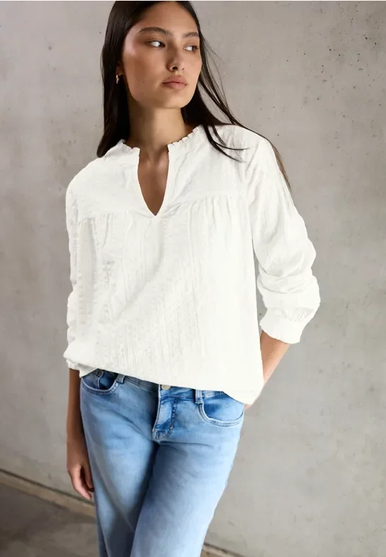 Thumbnail - Street One Studio Frauen Seersucker Bluse mit Rüschen in Weiß, Gr: 46