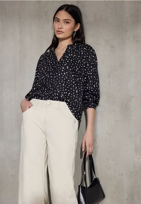 Thumbnail - Street One Studio Frauen Loose Fit Raglan-Bluse in Schwarz, Gr: 38