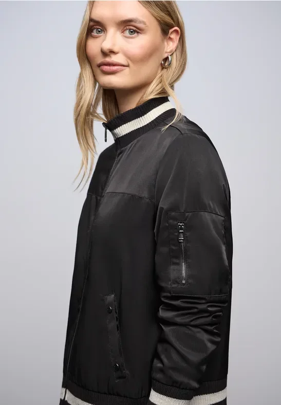 Street One Frauen Blouson mit Collegedetails in Schwarz, Gr: 42