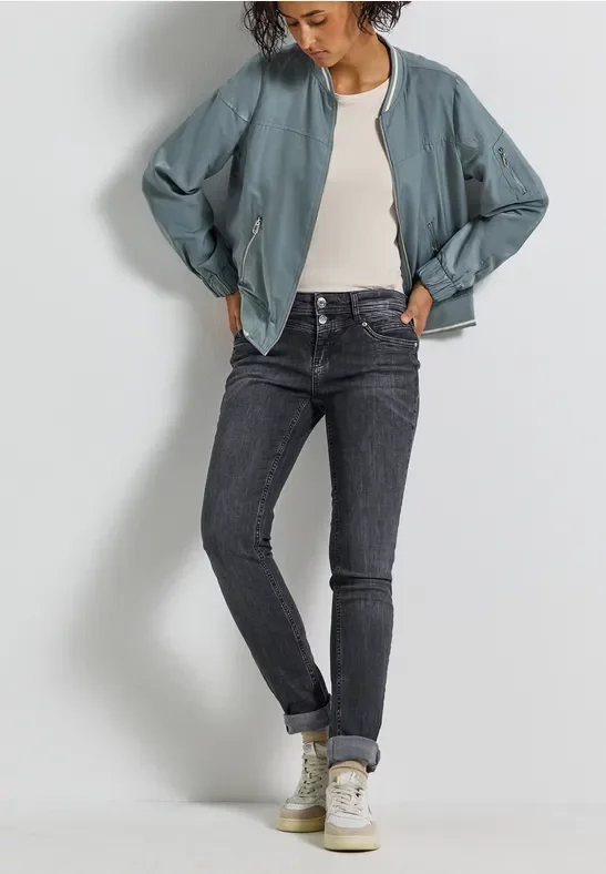 Street One Frauen Casual Fit Jeans in Grau, Gr: 26