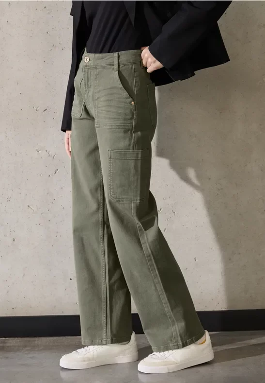 Street One Studio Frauen Straight Leg Cargo Hose in Grün, Gr: 33