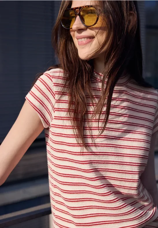 Street One Studio Frauen Kurzarm T-Shirt mit Struktur in Rot, Gr: 44