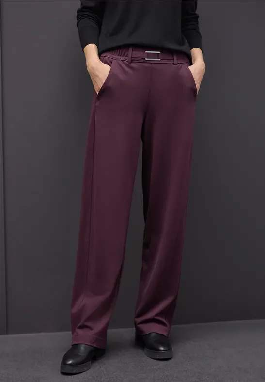 Street One Frauen Straight Leg Hose mit Detail in Rot, Gr: 46