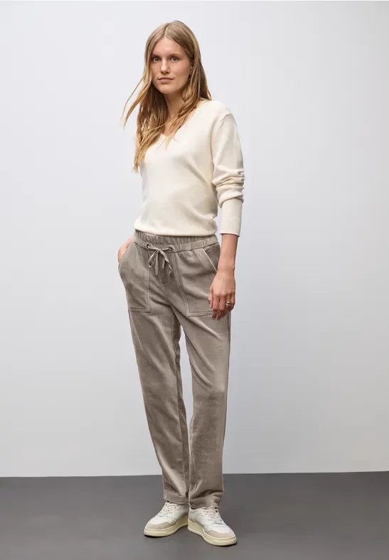 Street One Frauen Loose Fit Cordhose in Braun, Gr: 40