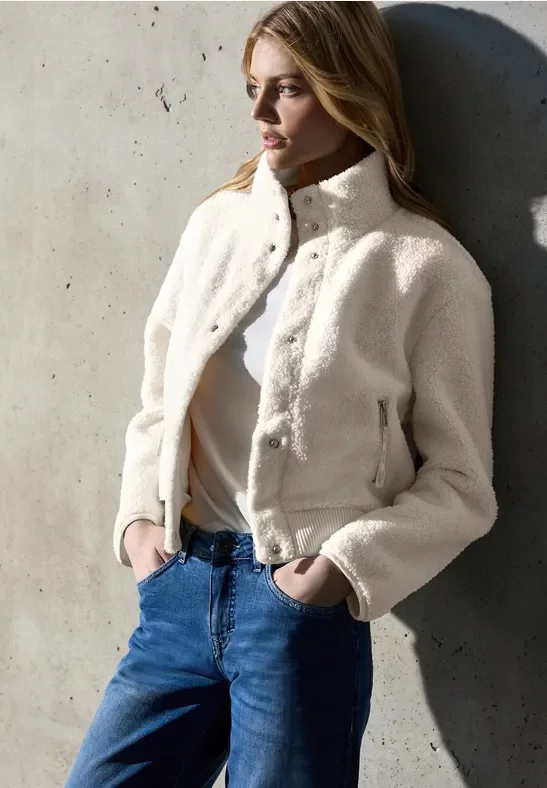 Thumbnail - Street One Studio Frauen Teddy-Jacke in Weiß, Gr: 46