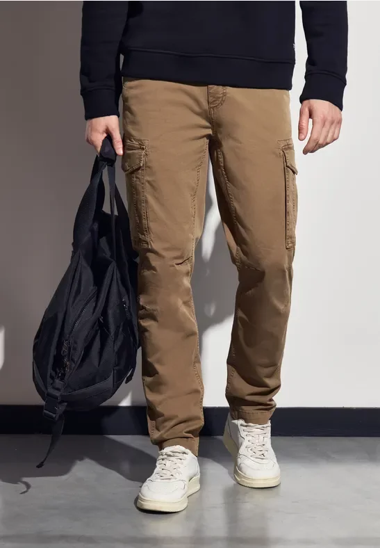 Street One MEN Männer Regular Fit Cargo Hose in Braun, Gr: 34