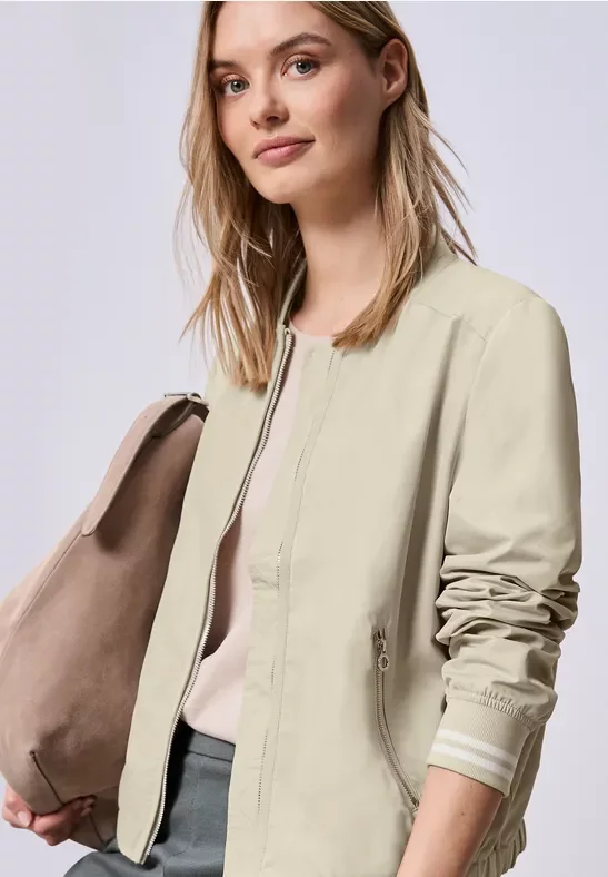 Street One Frauen Kurzer Blouson in Beige, Gr: 34