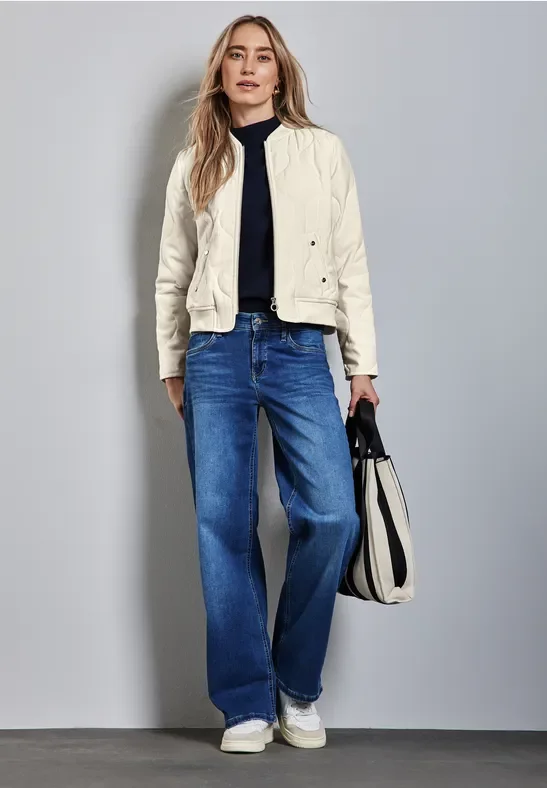 Street One Frauen Blouson mit Steppmuster in Beige, Gr: 44