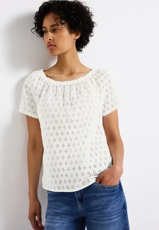 Street One Frauen Bluse mit Lochstickerei in Weiß, Gr: 38