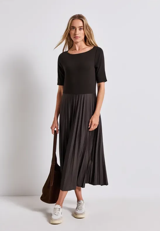 Street One Frauen Materialmix Kleid in Braun, Gr: 44