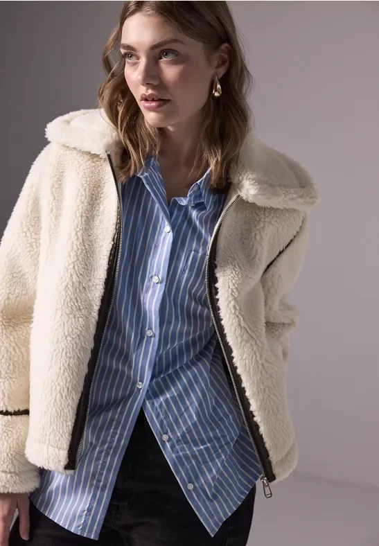 Thumbnail - Street One Studio Frauen Teddy Jacke mit Details in Weiß, Gr: 36