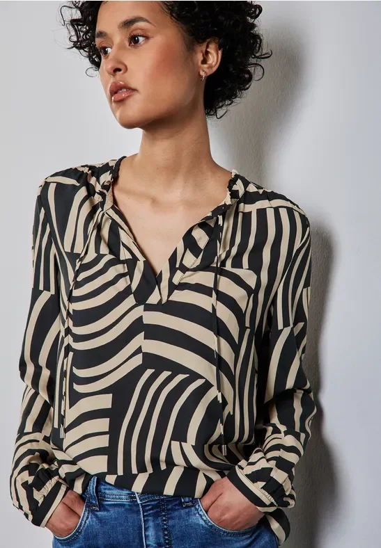 Thumbnail - Street One Frauen Bedruckte Bluse in Schwarz, Gr: 34