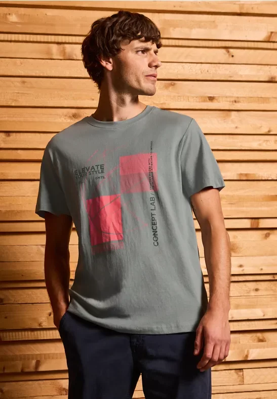 Thumbnail - Street One MEN Männer T-Shirt mit grafischem Print in Grün, Gr: L