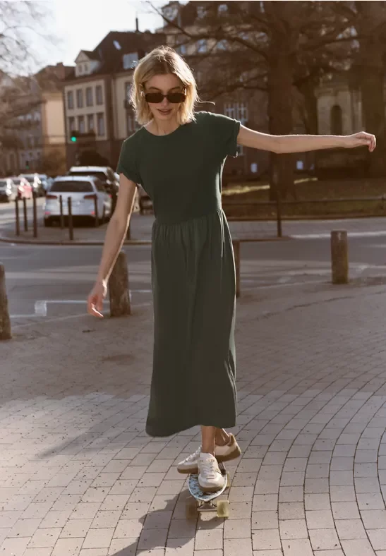 Street One Studio Frauen Midi-Kleid mit Rundhals und Strukturmix in Grün, Gr: 36