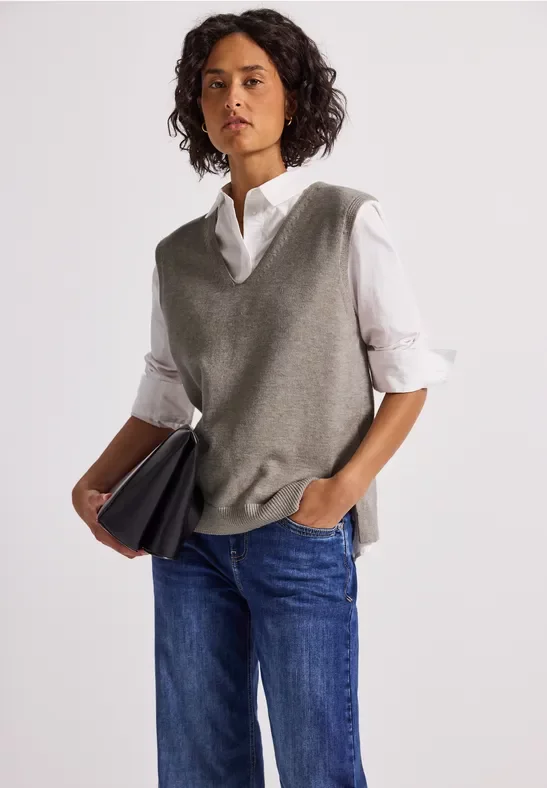 Street One Frauen Ärmelloser V-Neck Pullover in Beige, Gr: 36