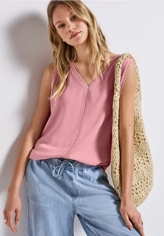 Thumbnail - Street One Frauen Materialmix Top mit Tape in Rosa, Gr: 36