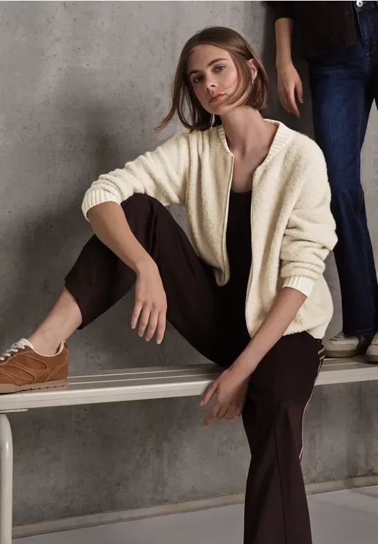 Street One Studio Frauen Cosy Bouclé Cardigan in Beige, Gr: 40