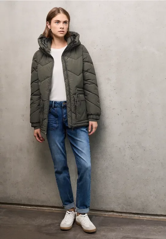 Street One Studio Frauen Steppjacke mit Kapuze in Grün, Gr: 44