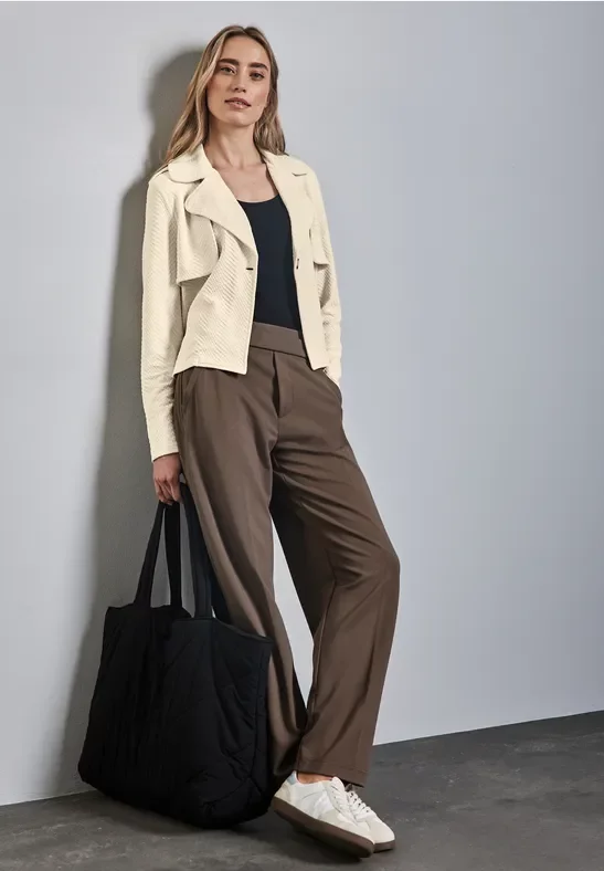 Street One Frauen Kurzer Struktur-Trenchcoat in Beige, Gr: 40