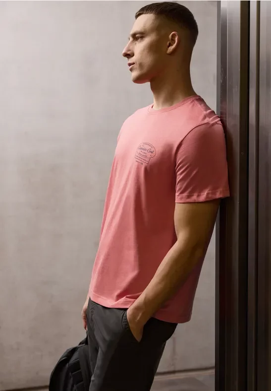 Street One MEN Männer T-Shirt mit Rundhals und Chestprint in Rot, Gr: 3XL