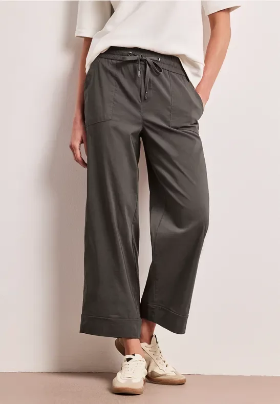 Street One Frauen Casual Fit Hose mit Turn-Up in Braun, Gr: 38