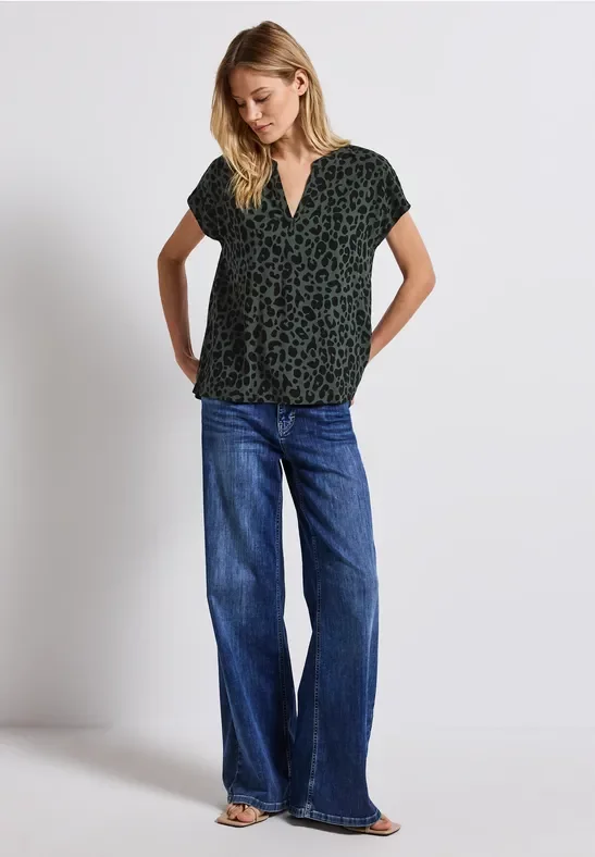 Street One Frauen Bluse mit Leo-Muster in Grün, Gr: 40
