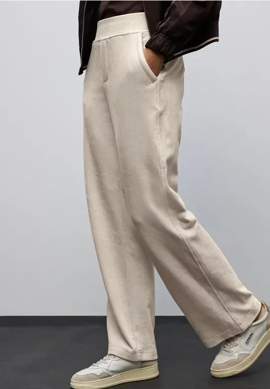 Thumbnail - Street One Frauen Straight Leg Cordhose in Beige, Gr: 34