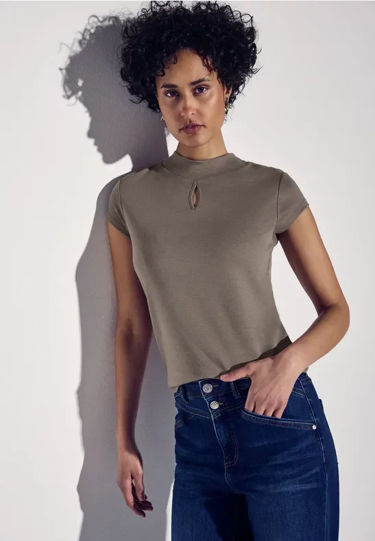 Street One Frauen Shirt mit dezentem Cut-Out in Braun, Gr: 44