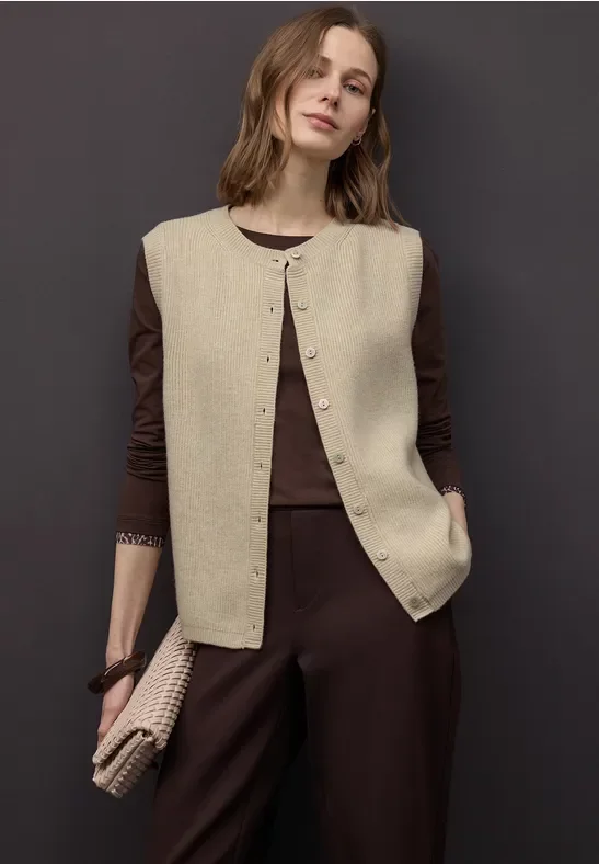 Street One Frauen Kuschelige Weste in Beige, Gr: 42
