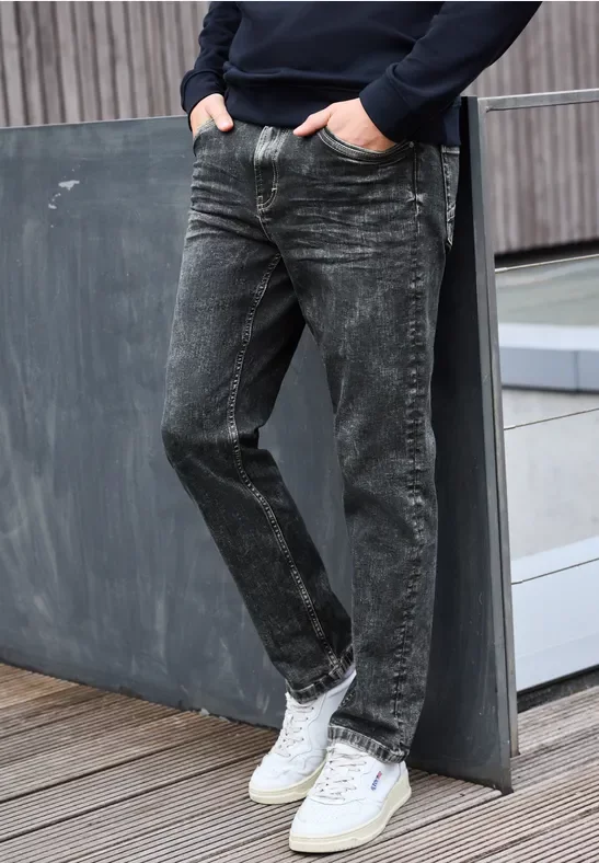 Street One MEN Männer Straight Leg Jeans in Grau, Gr: 31